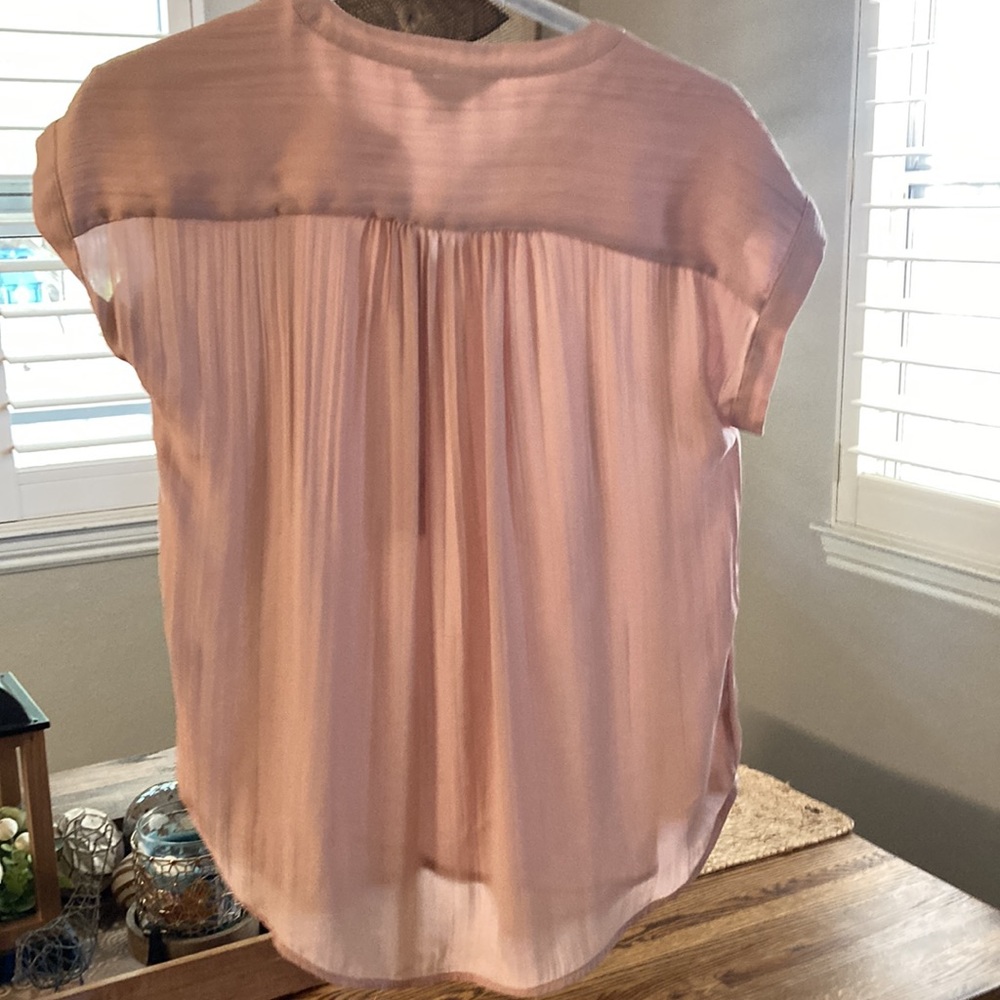 Pink blouse - Picture 2 of 2